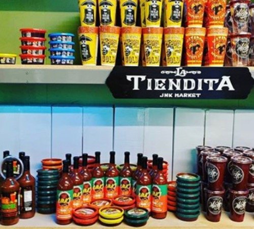 Tiendita JNK Market productos a la venta